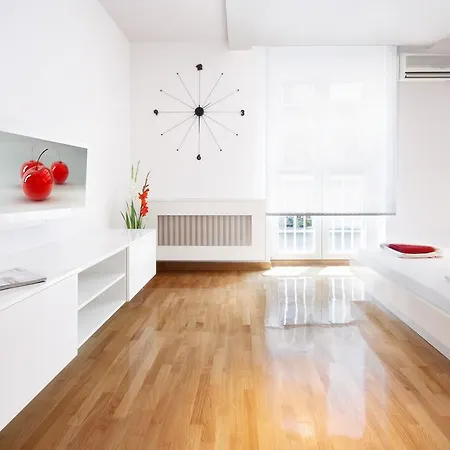 Downtown - Cherry Apartment *